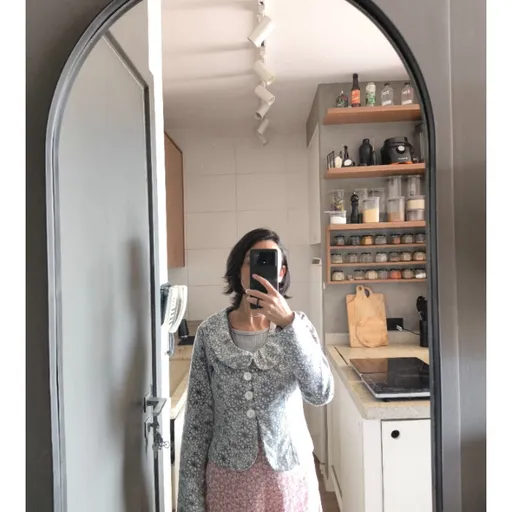 Blazer cinza de flores