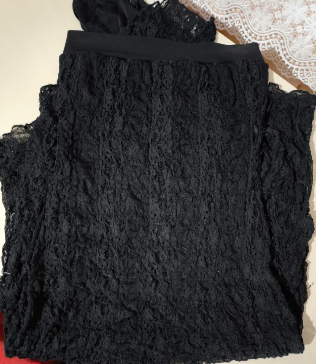 saia m. officer preta em renda assimétrica