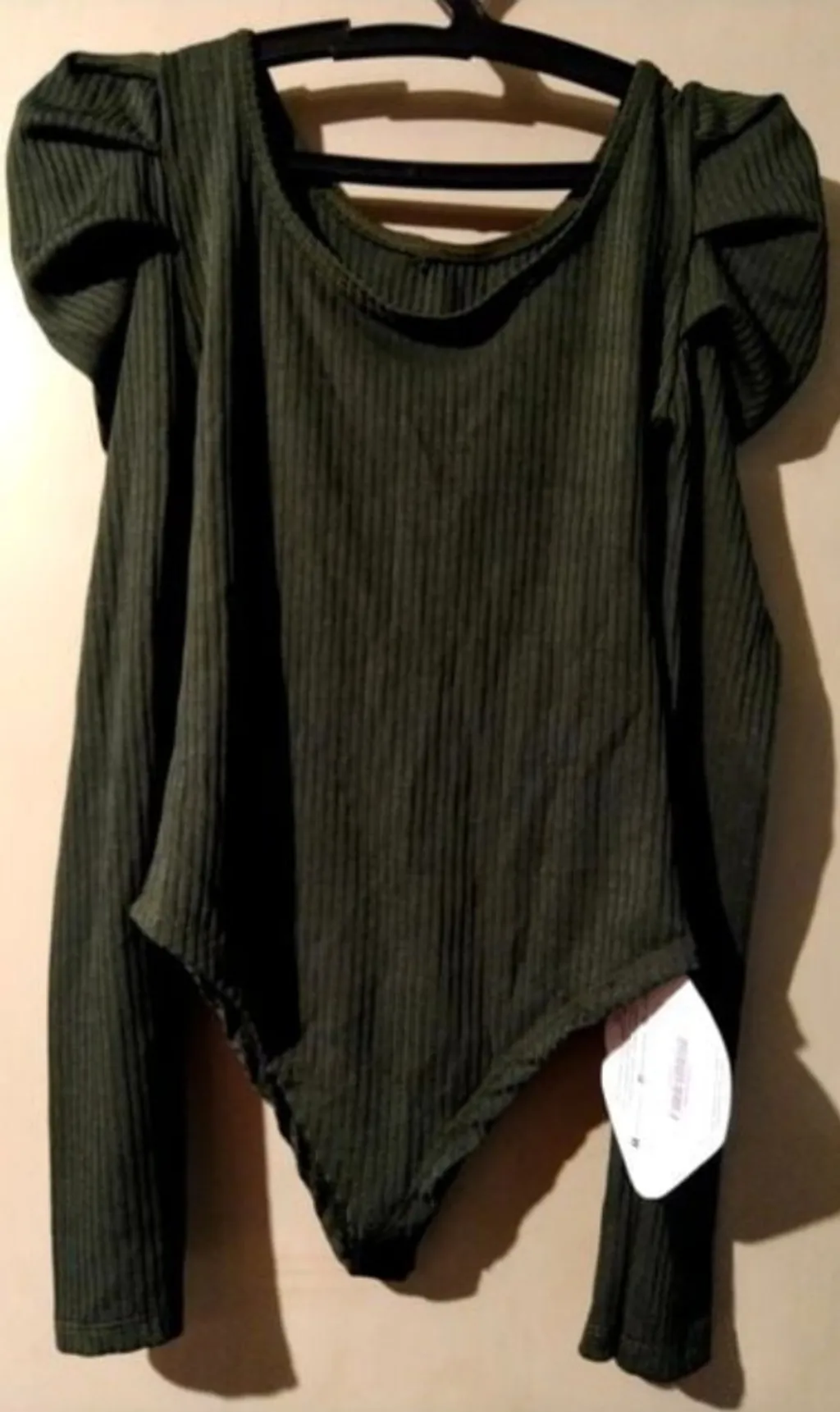 Body verde oliva manga longa canelada feminino estilo princesa