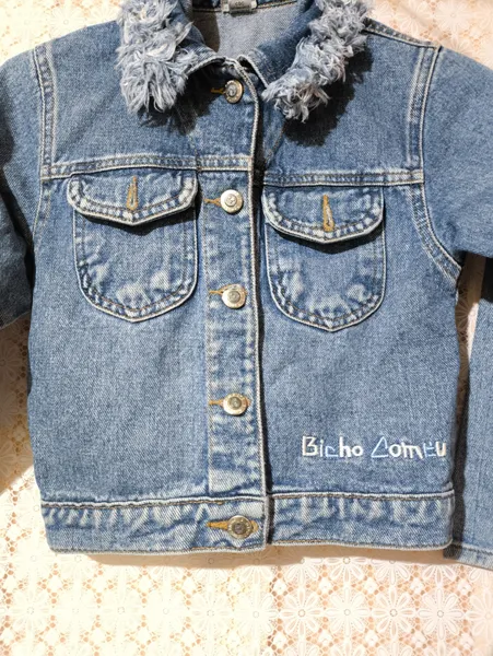Jaquete jeans infantil tamanho 6 Bicho Comeu