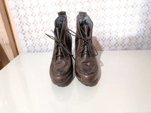 Bota ramarim salto alto marrom 36