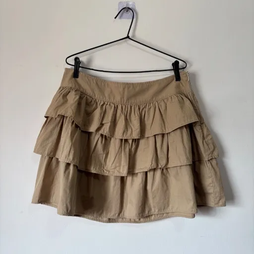 saia de babadinhos marrom, da blue steel