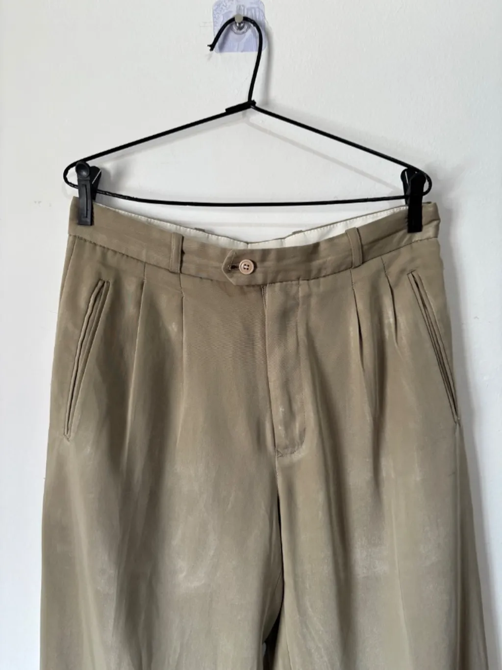 calça de alfaiataria caramelo, da preston field