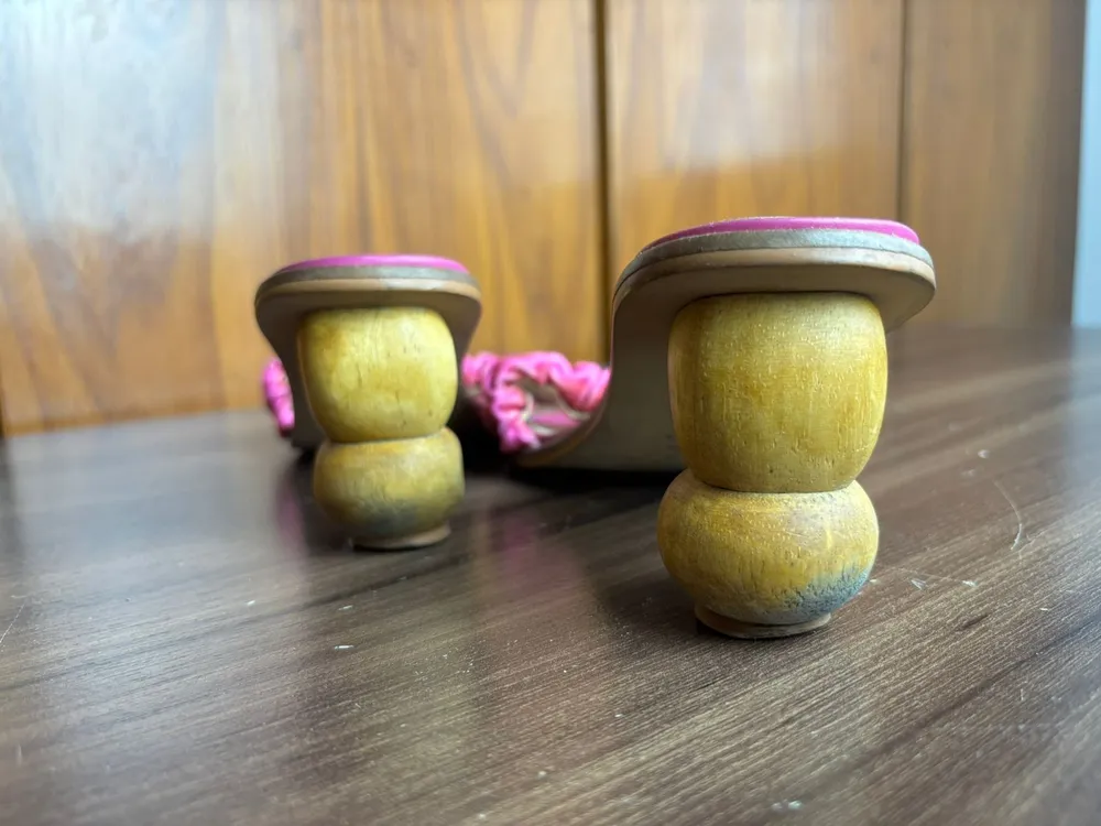 tamanco rosa, da vess