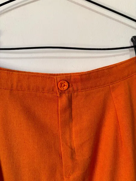 saia de alfaiataria laranja