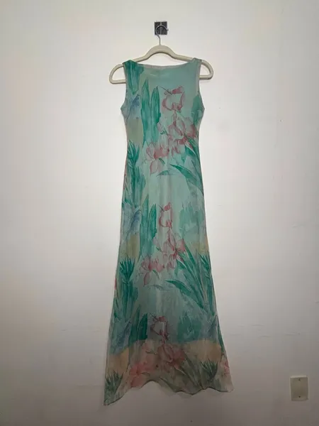 vestido midi estampado floral de tule