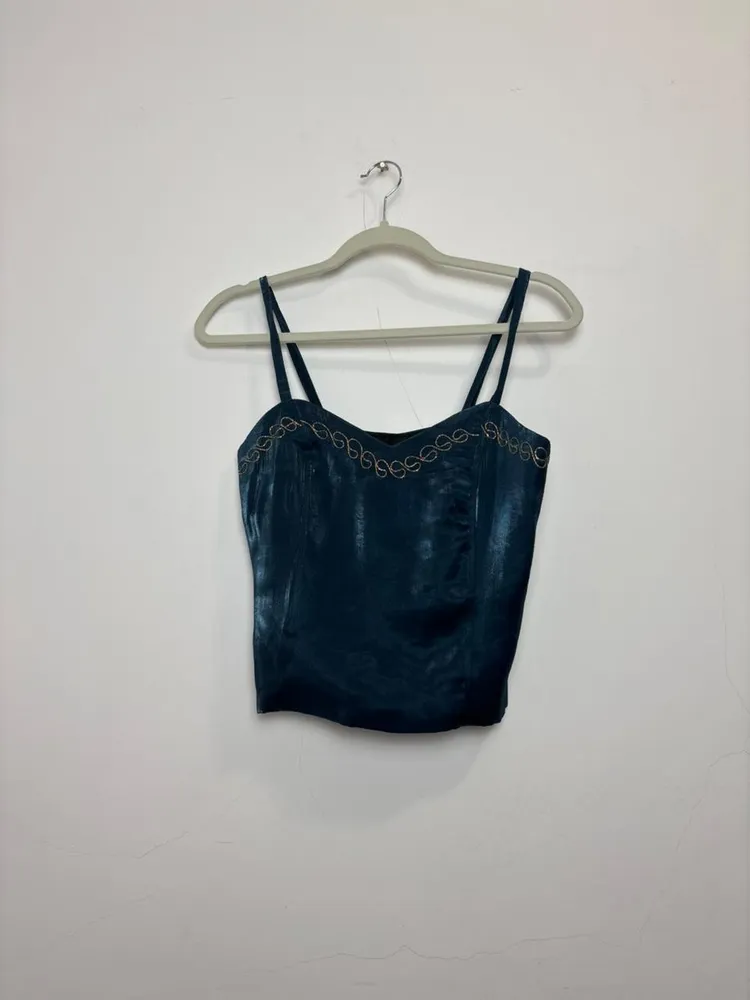 conjunto vintage azul escuro, de regata e saia