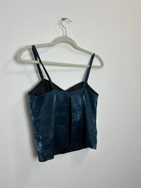 conjunto vintage azul escuro, de regata e saia