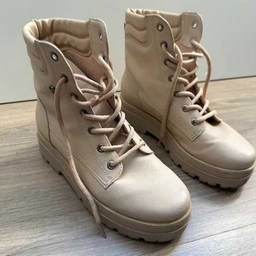 coturno bege Via marte 36