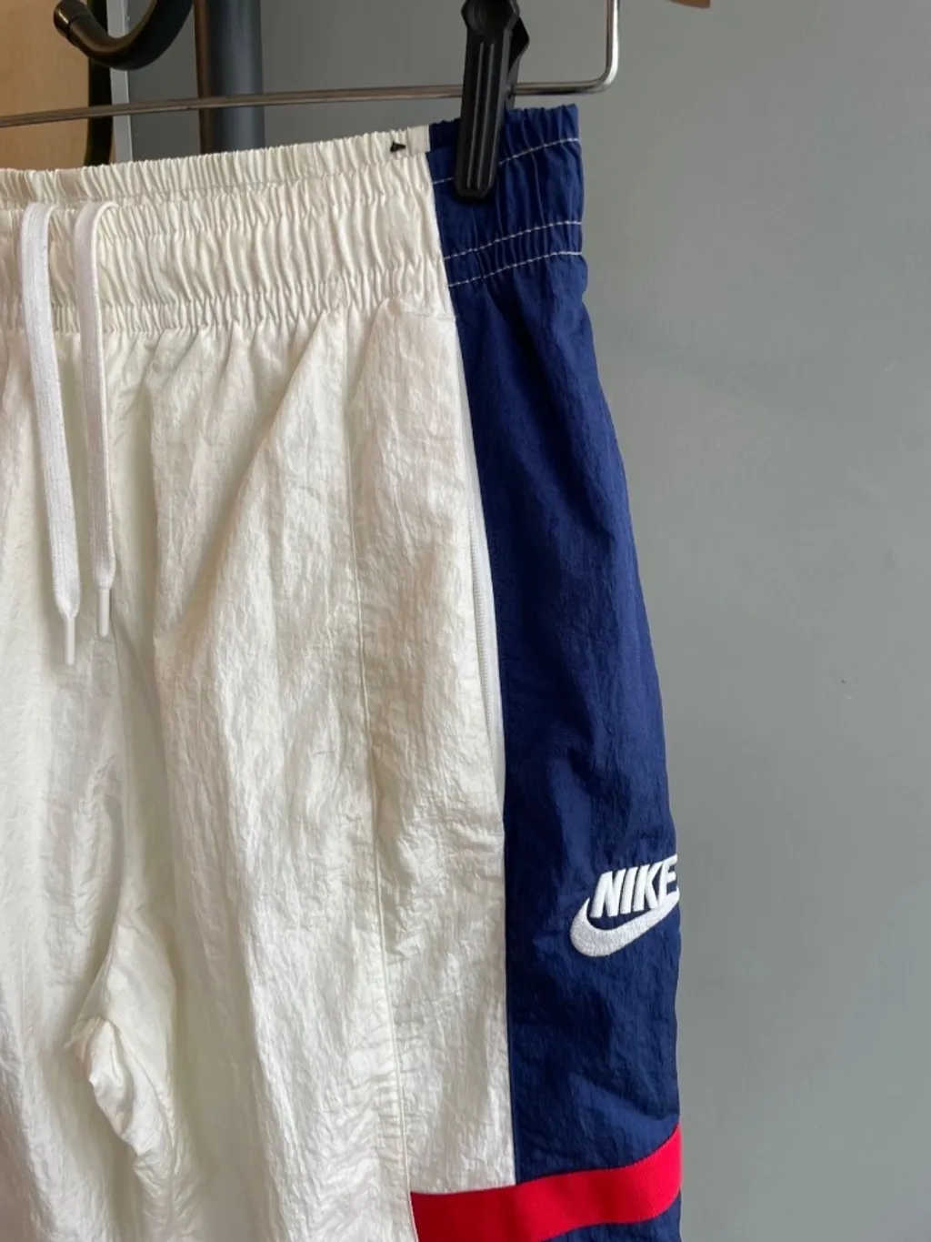 calça tactel nike Tam - M
