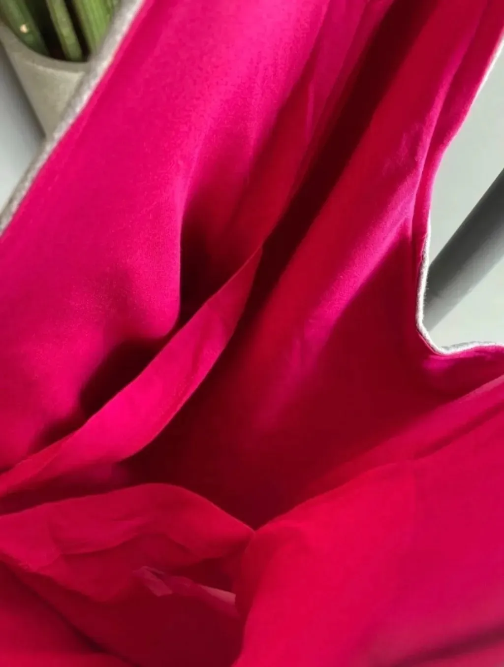 bolsa tipo sacola cinza em algodão