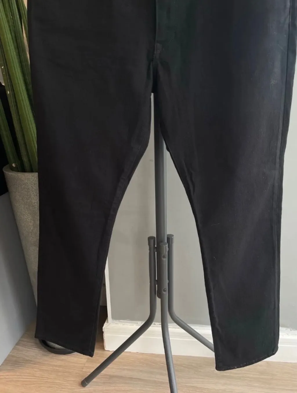 Calça de sarja , skinny fit preta - Gap Tam - 44