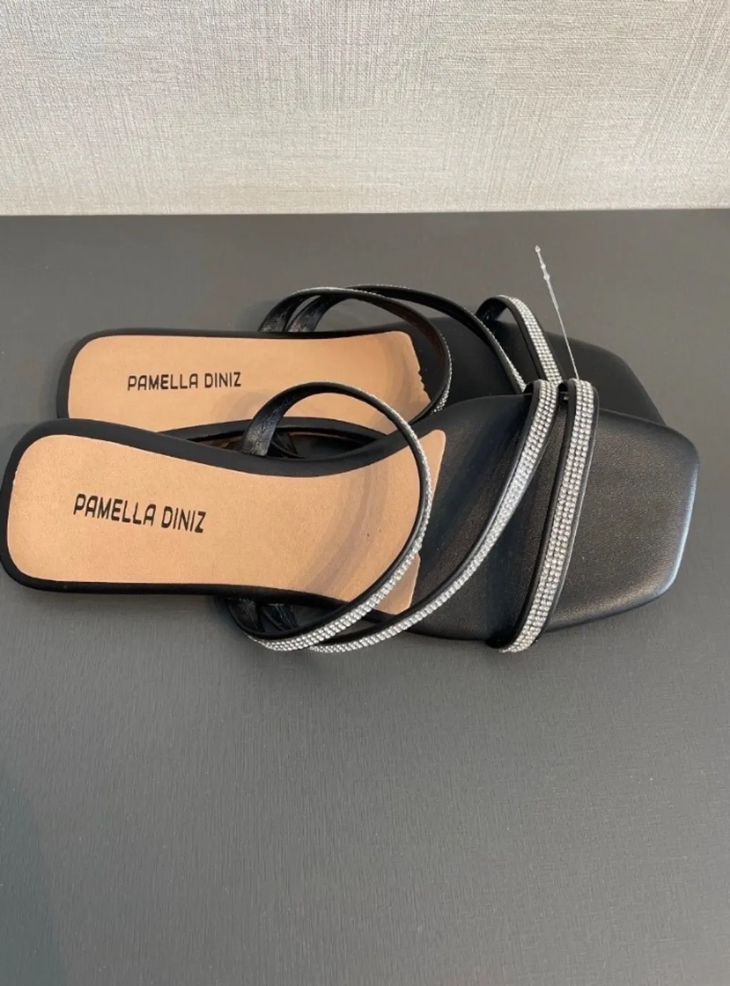 Rasteirinha com strass - Tam 37