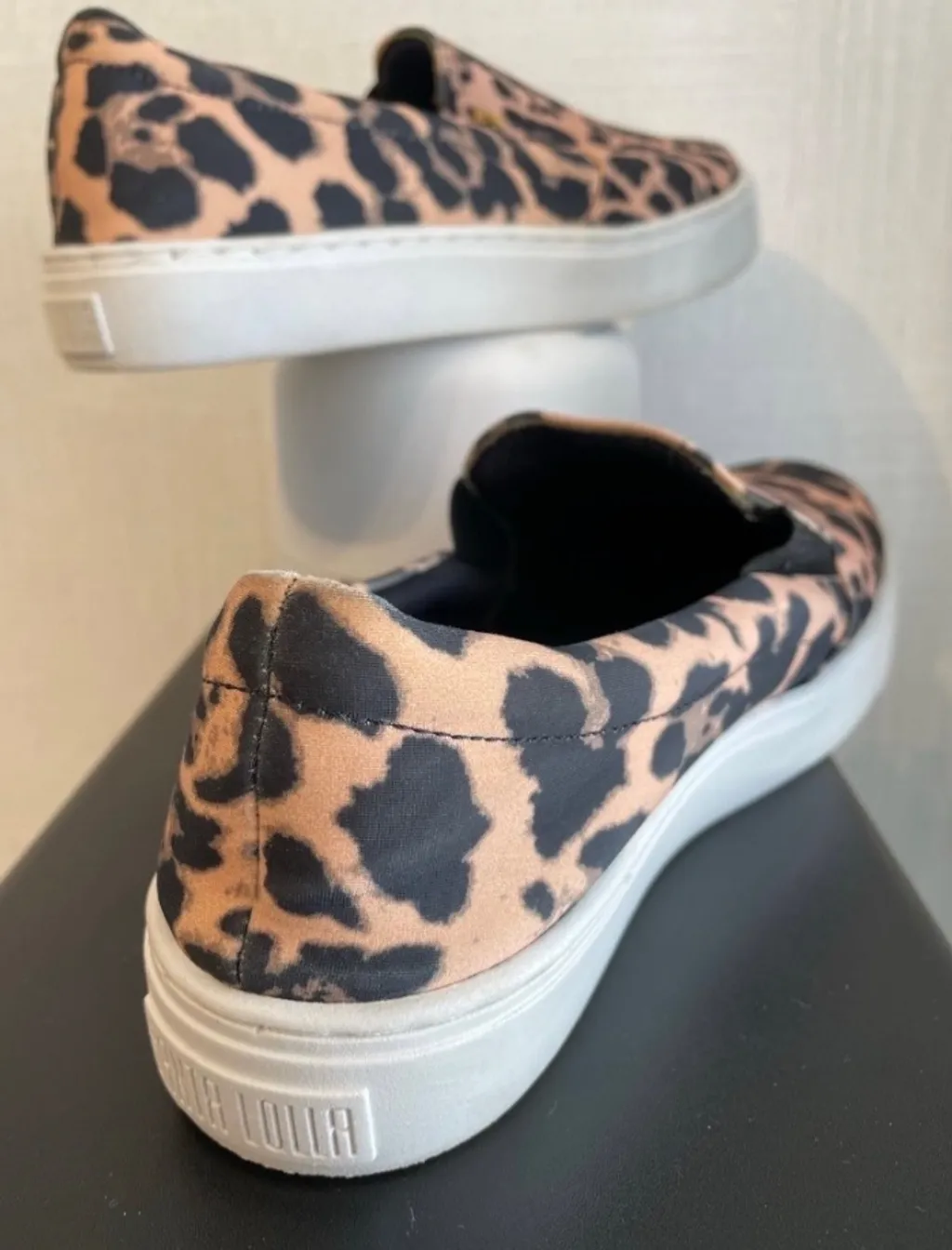 Tenis Santa Lolla, estampa de onça - TAM 37