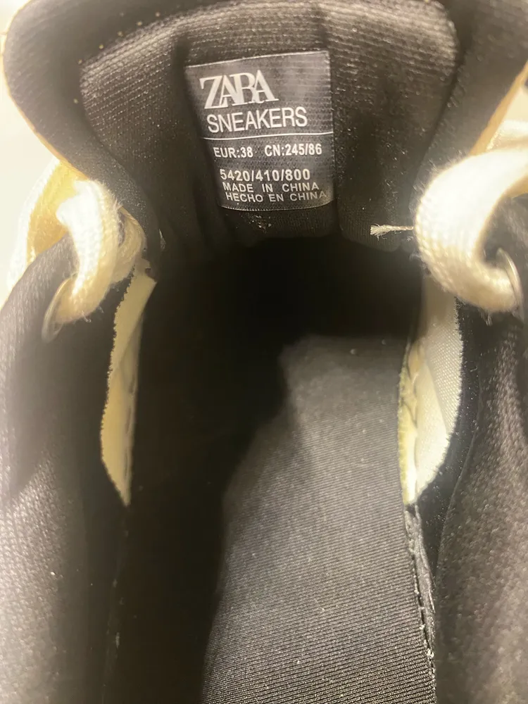 Tênis Zara sneakers em couro, 38. vem que aqui tem coisa boa