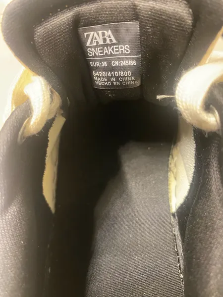 Tênis Zara sneakers em couro, 38. vem que aqui tem coisa boa