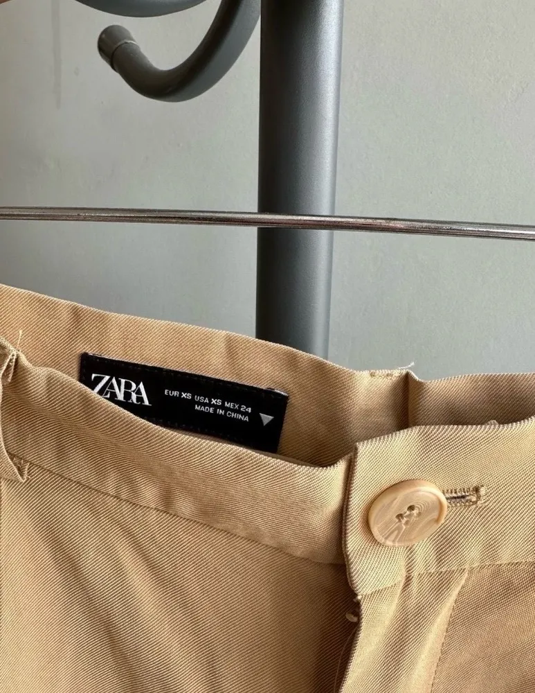 calça feminina alfaiataria Zara Tam P