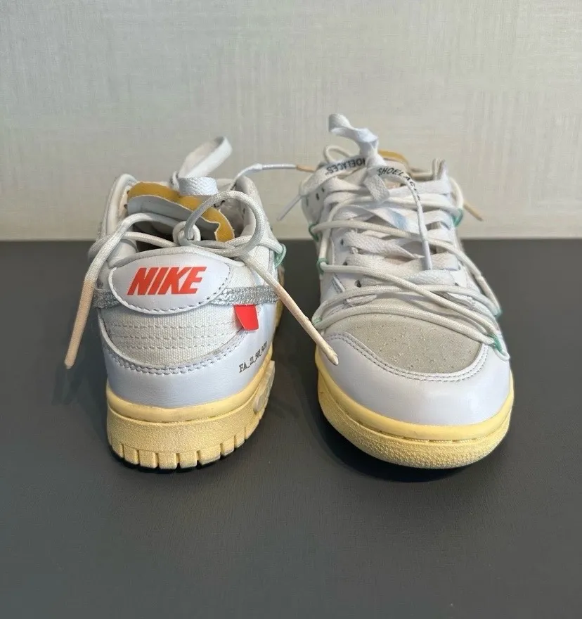 Tênis Nike dunk low off white x lot 1 of 50 -  tam 37