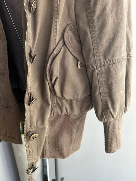 Casaco Parka feminino marca canal com capuz tam G