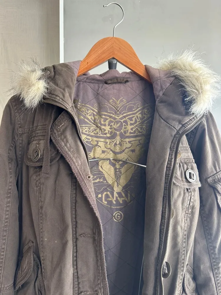 Casaco Parka feminino marca canal com capuz tam G