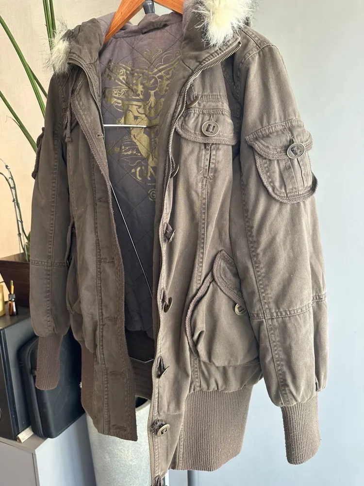 Casaco Parka feminino marca canal com capuz tam G