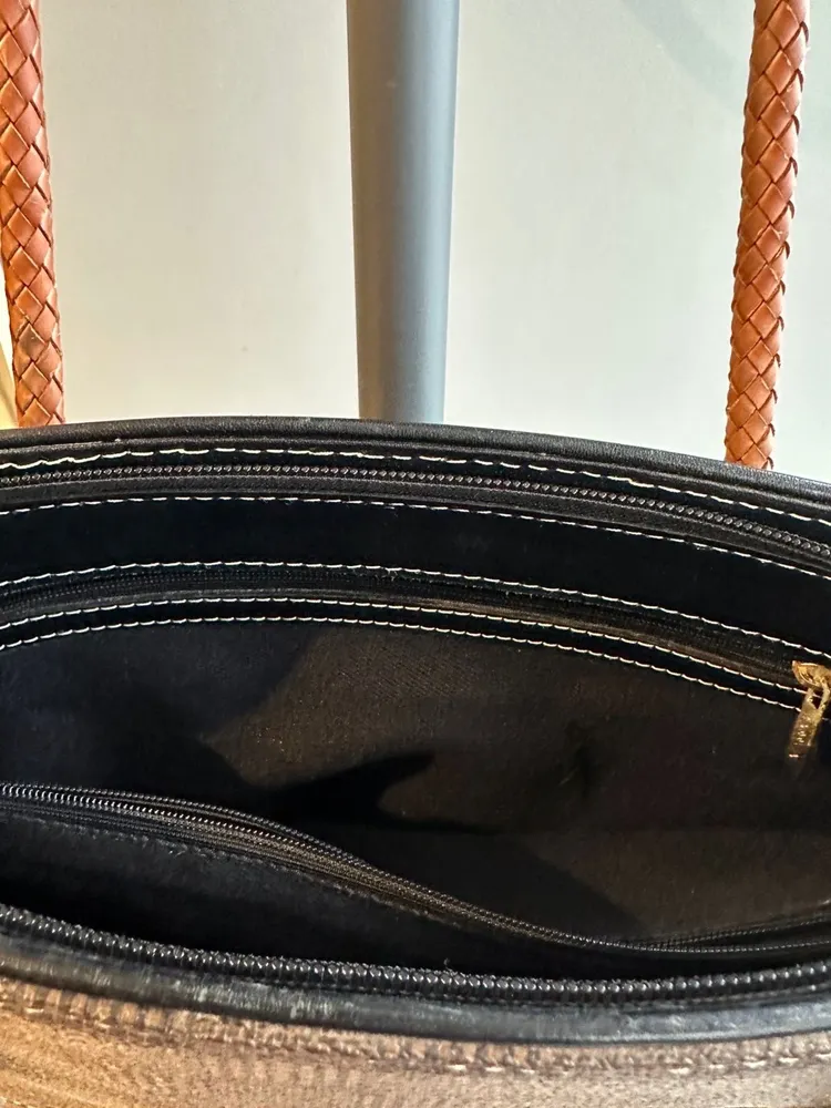 bolsa de couro marrom, corelo