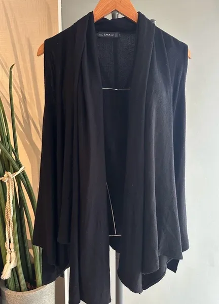 colete preto Zara