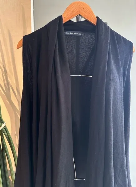 colete preto Zara
