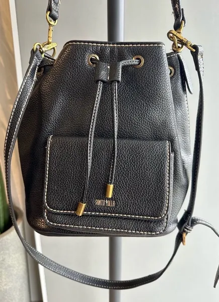 bolsa sacola preta Santa Lolla