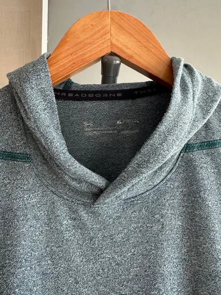 blusa manga longa Under Armour novinha