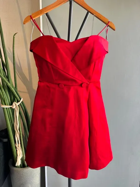 vestido Zara em cetim Tam P
