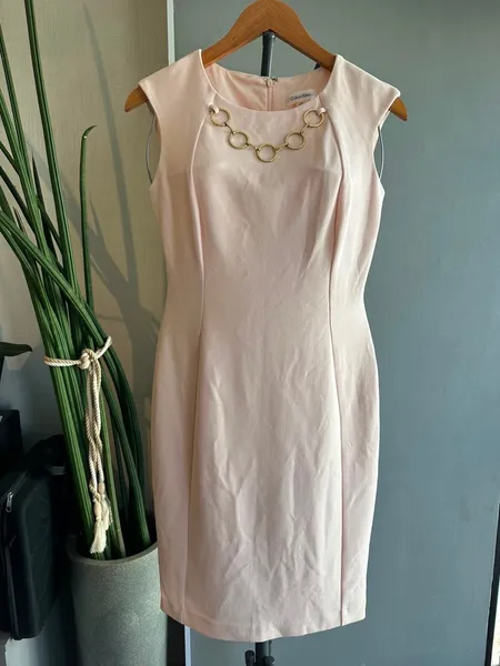 vestido forrado calvin klein tam 38-40