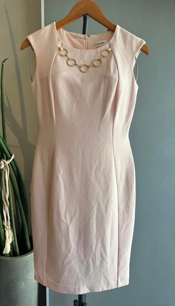 vestido forrado calvin klein tam 38-40
