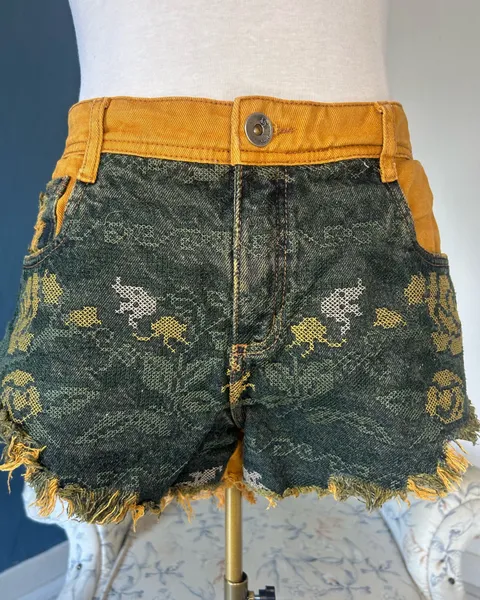 Short Jeans My Favorite Things mostarda com bordado