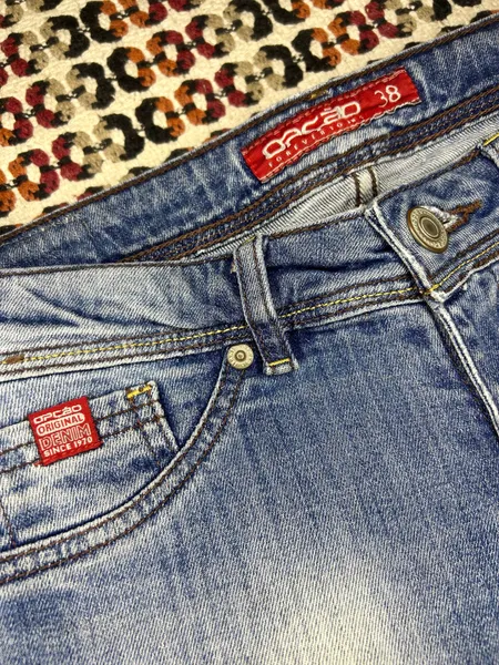 Calça Jeans Opção Skinny Estonada Tamanho 38