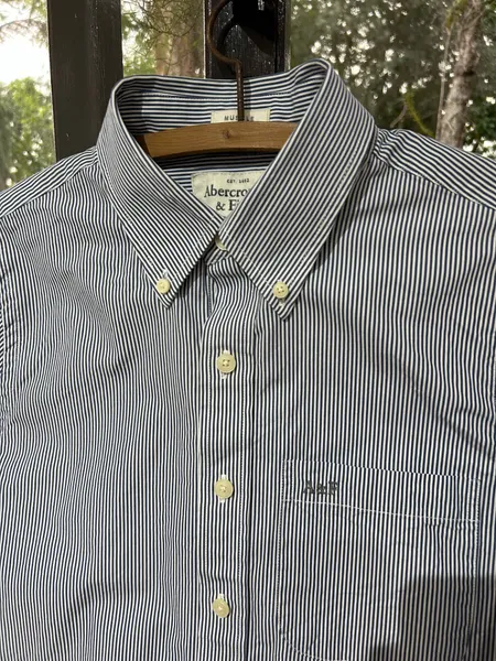 Camisa Social Abercrombie & Fitch Muscle listrada