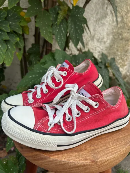 Tênis  All Star Vermelho cano baixo 35