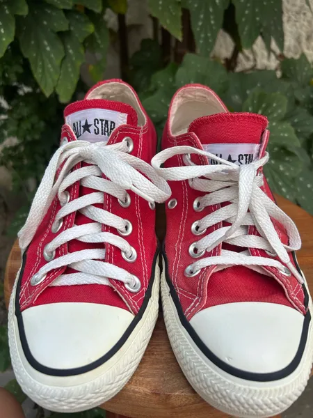 Tênis  All Star Vermelho cano baixo 35