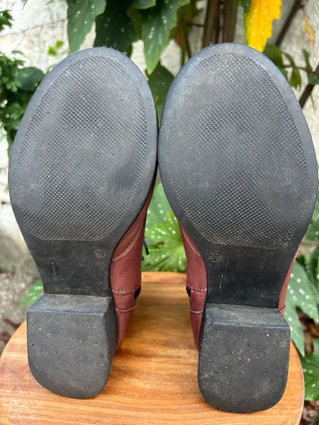 Bota Via Coturme em couro legítimo