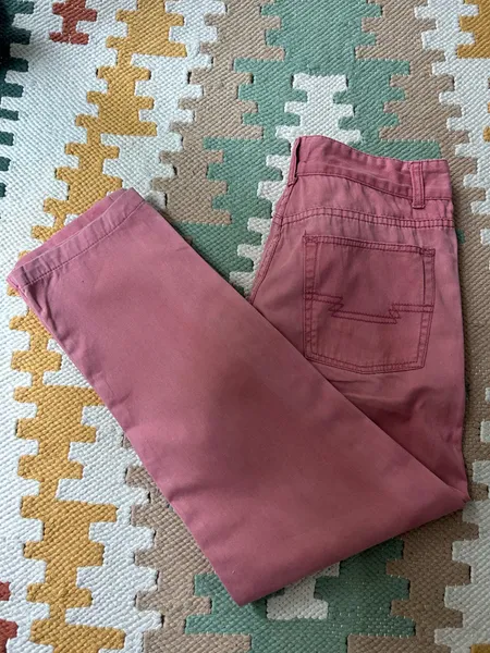 Calça Easy Wear rosa antigo  Sarja Reta tamanho 38
