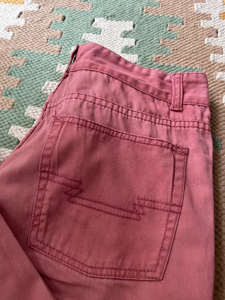 Calça Easy Wear rosa antigo  Sarja Reta tamanho 38