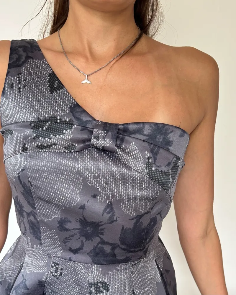 Vestido de Festa Oh Boy Acetinado Um Ombro Só