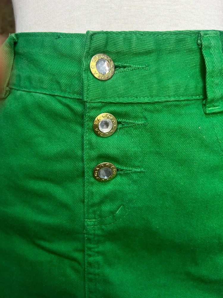Saia Jeans Verde com barra desfiada