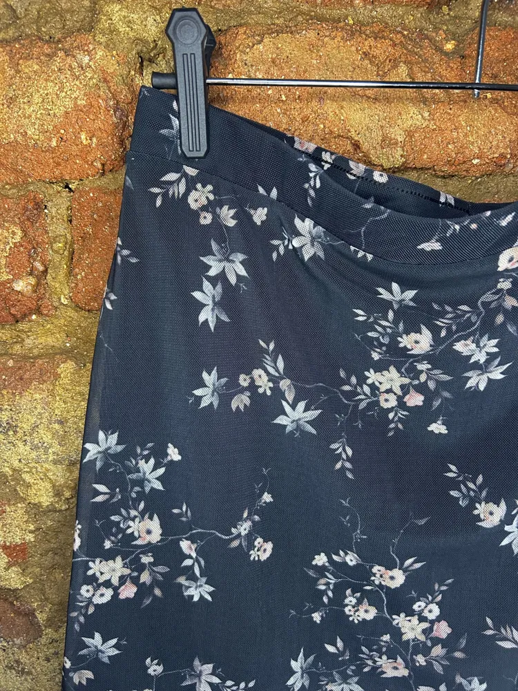 Saia Curta Tule Estampada Floral Boby Blues Tam G