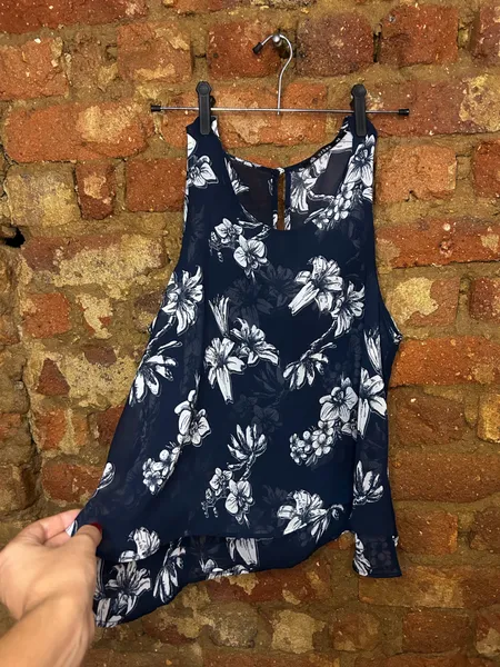 Regata Estampada Floral Azul Marinho Alk Urban 42