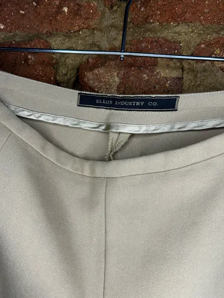 Calça Alfaiataria Midi Bege Ellus Industry Co 42