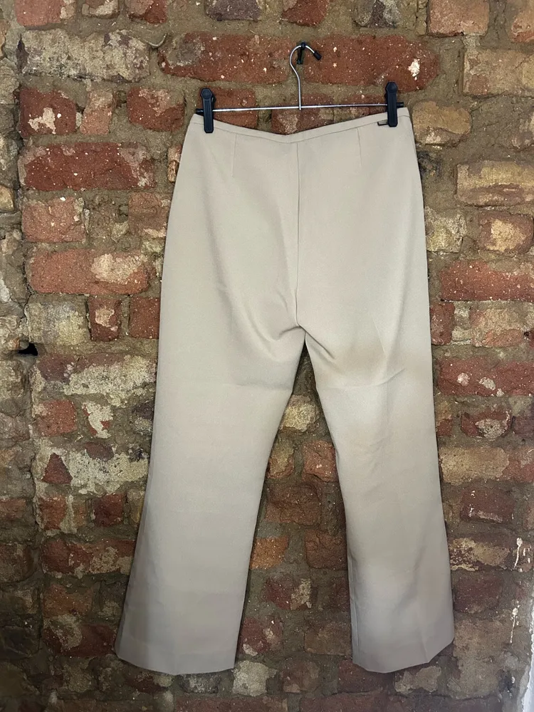Calça Alfaiataria Midi Bege Ellus Industry Co 42