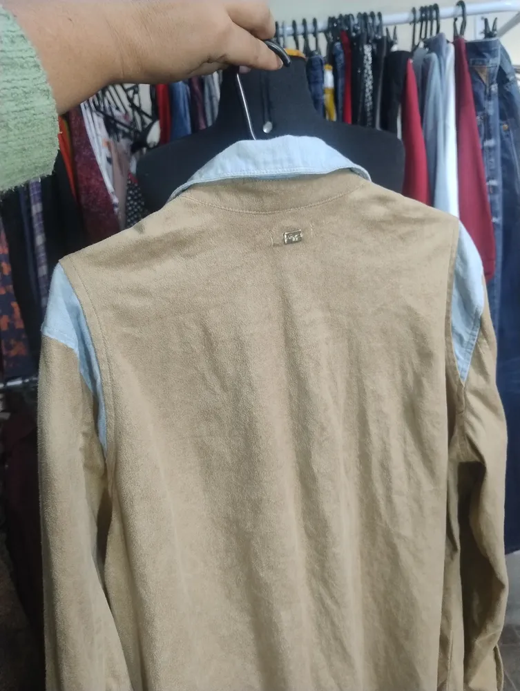 Camisa em suede Maria filó