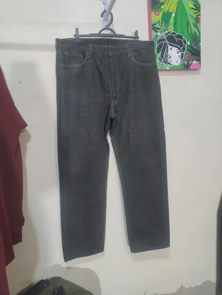 Calça jeans nunca usada Levis
