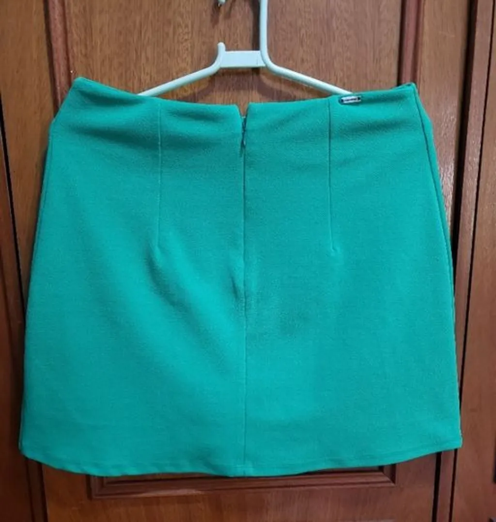 mini saia verde
